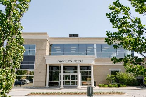 Image of Niagara-on-the-Lake Community Centre exterior.