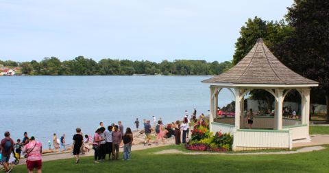 A busy Queen's Royal Park in Old Town.